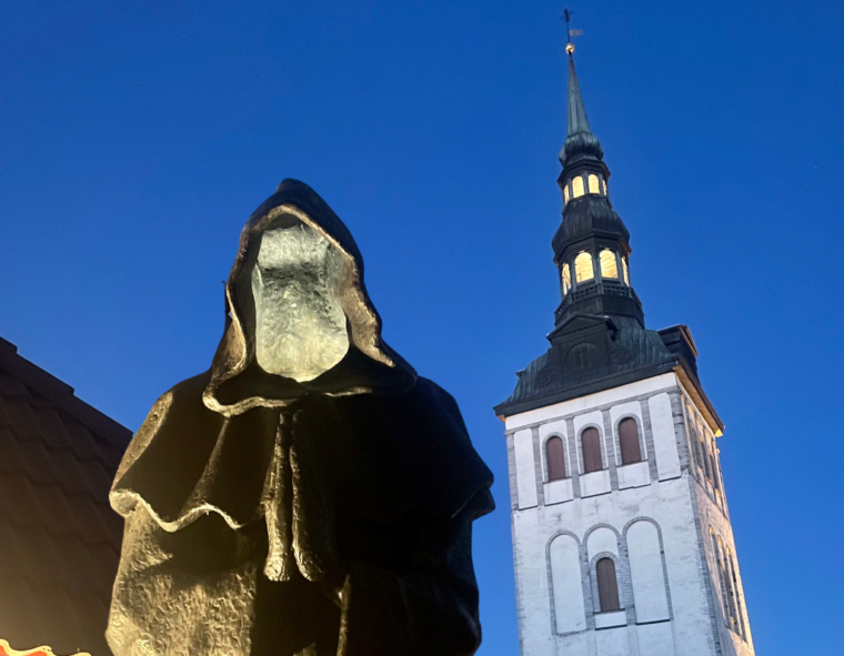 Tips Based* Ghost & Legends of Tallinn Walking Tour